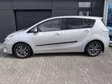 Toyota Verso 1.8 SkyView Edition - silberne Toyota Verso