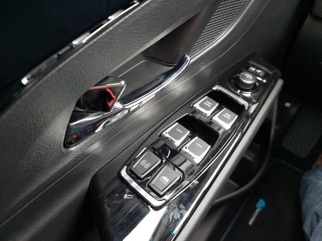 Ssangyong Korando e-Motion Titanium Plus Navi°ACC°RFK°SHZ°