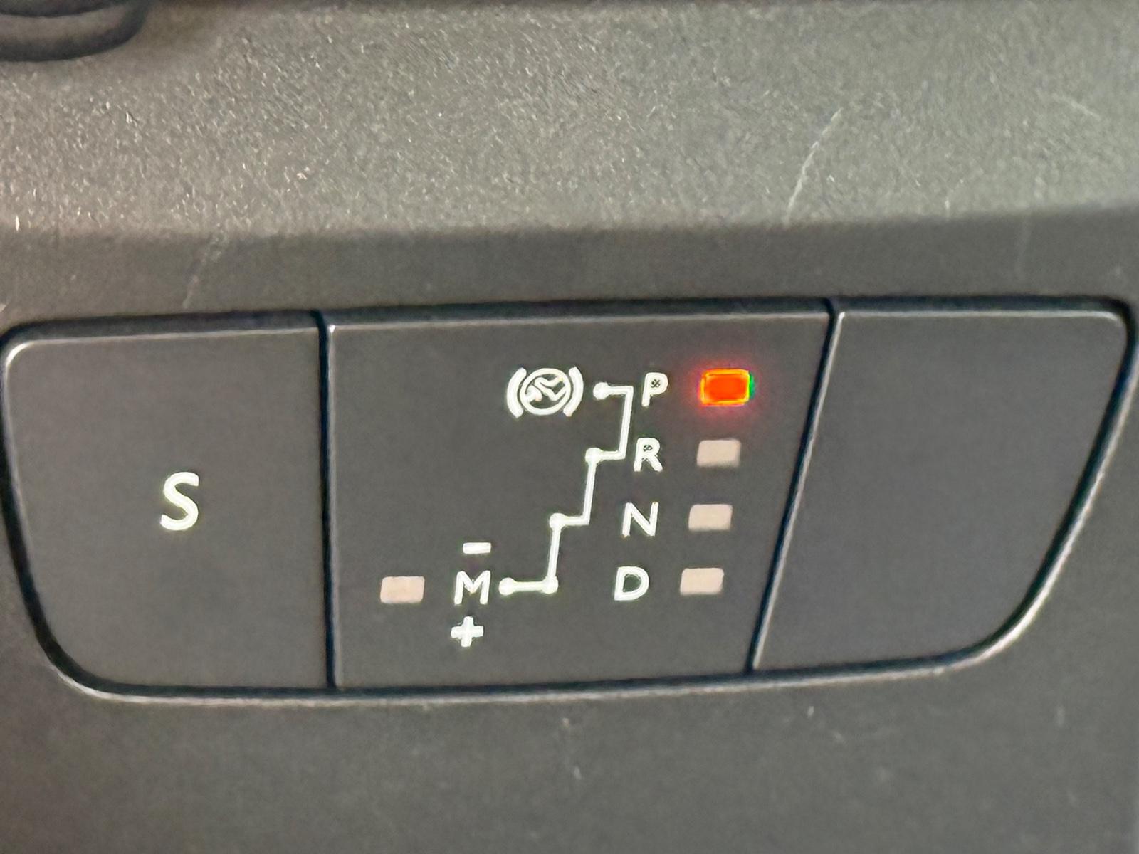 Citroën C3 Shine Pack AUTOMATIK 1 HAND 110 PS