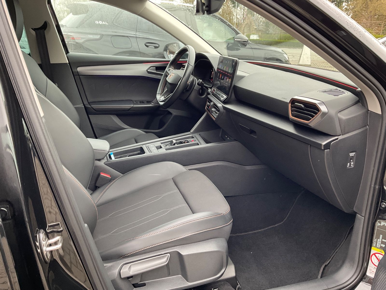 Fahrzeugabbildung CUPRA Leon 1.5 eTSI 110kW DSG,Kamera,Navi,LED,Carplay