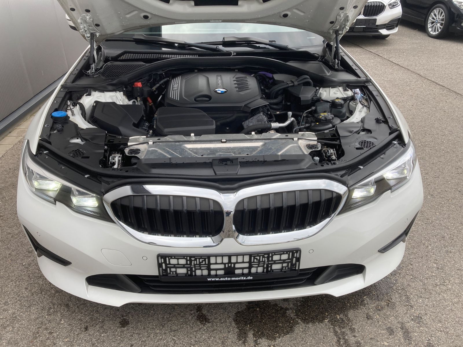BMW 320d Touring *PDC*LED*Sitzheizung* foto 12