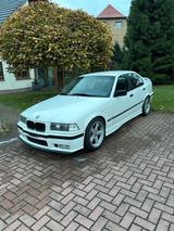 BMW e36 318i - BMW 318 aus 1992: 318i E36