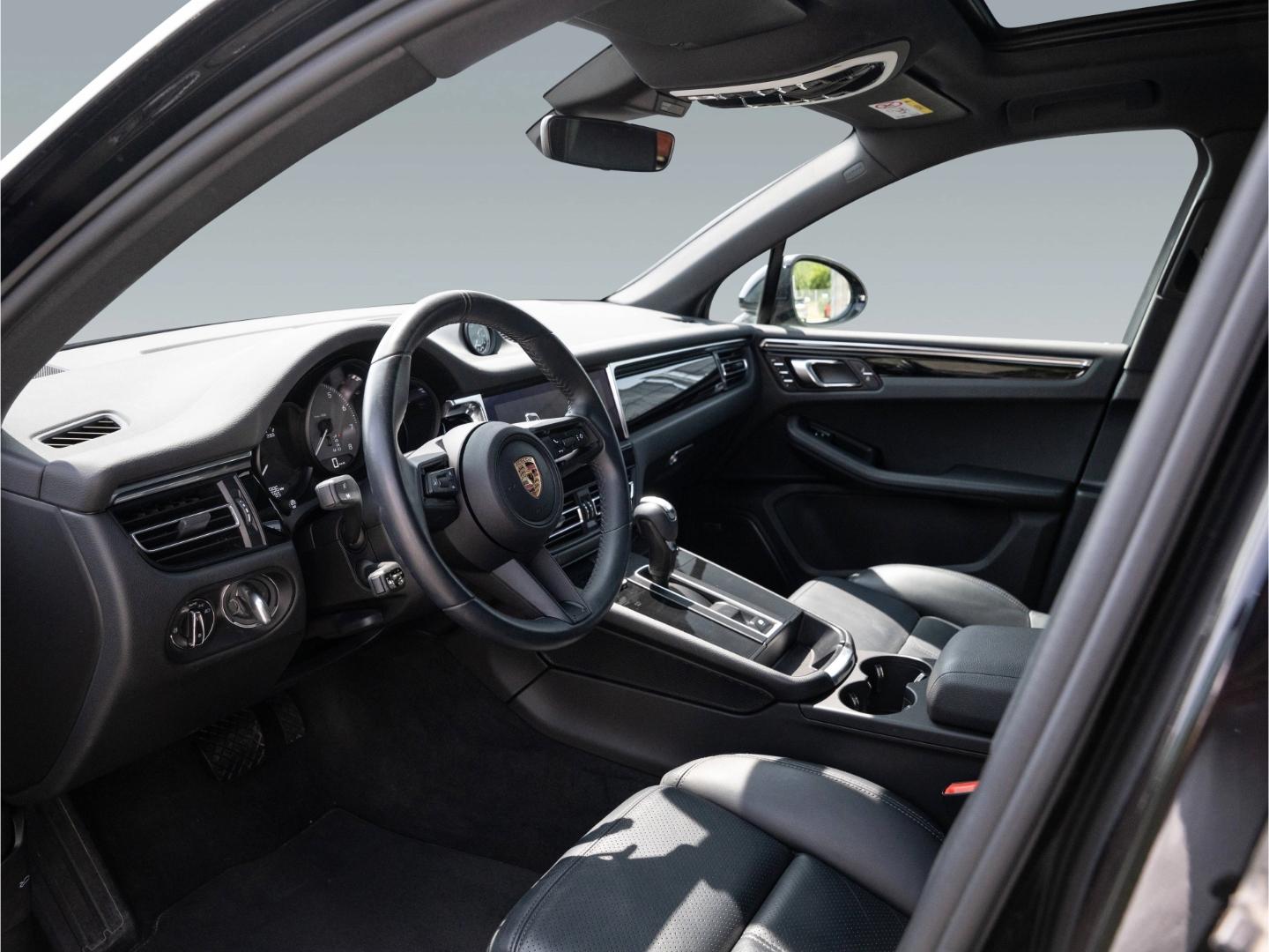Porsche Macan S AHK Abstandsregeltempostat 21'' BOSE