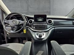 Fahrzeugabbildung V 220 CDI Sportpaket Navi ACC El. Schiebetüren E