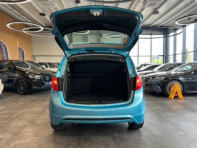 Opel Meriva B *NAVI*TEMPO*1-HAND*VOLL-LEDER*2-Zonen*