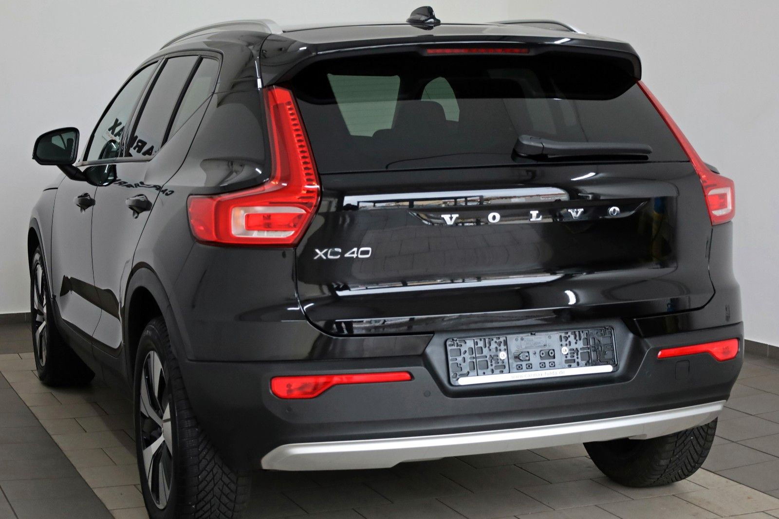 Fahrzeugabbildung Volvo XC40 Momentum Pro,Navi,LED,SH,Kamera,H&K,Carplay