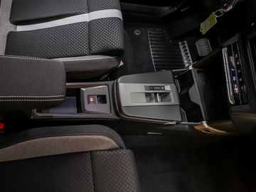 Opel Frontera GS 1.2 107 kW Kamera Navi 7-Sitzer