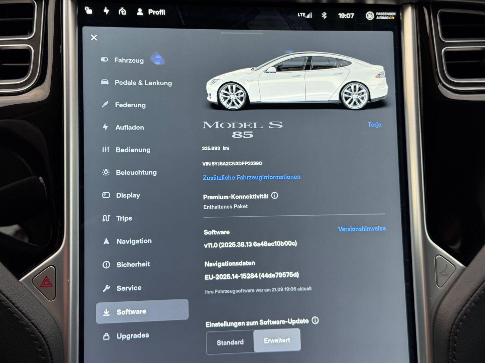 Tesla Model S 85 306ch - Supercharge Gratuite - Soh 94% - CCS - Jantes 19" - Led