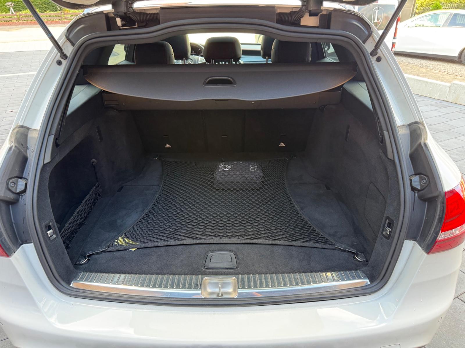 Mercedes-Benz C 43 AMG 4Matic T-Modell I PANO I BURMESTER IHUD