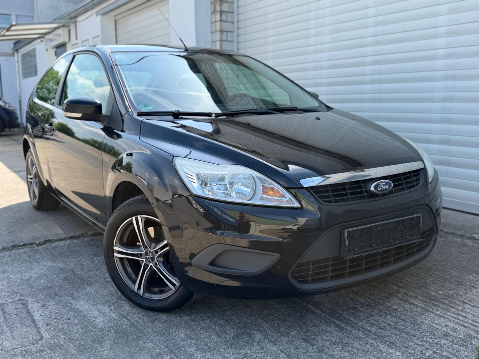 Ford Focus Lim. Style KLIMA/ALLWETTER/01.27-TÜV