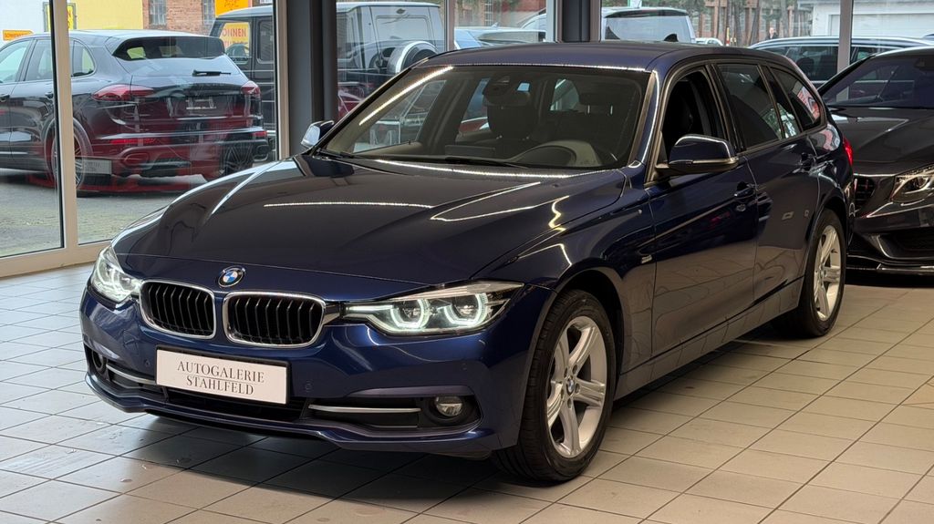 Image of BMW 320
