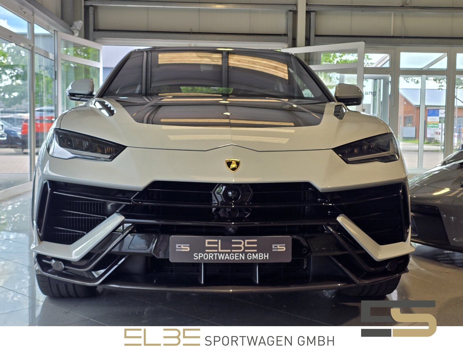 Lamborghini Urus PERFORMANTE FULL CARBON Akrapovic B&O foto 11