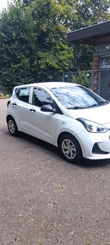 Hyundai i10 1.0 Pure Pure - Hyundai i10 von privat