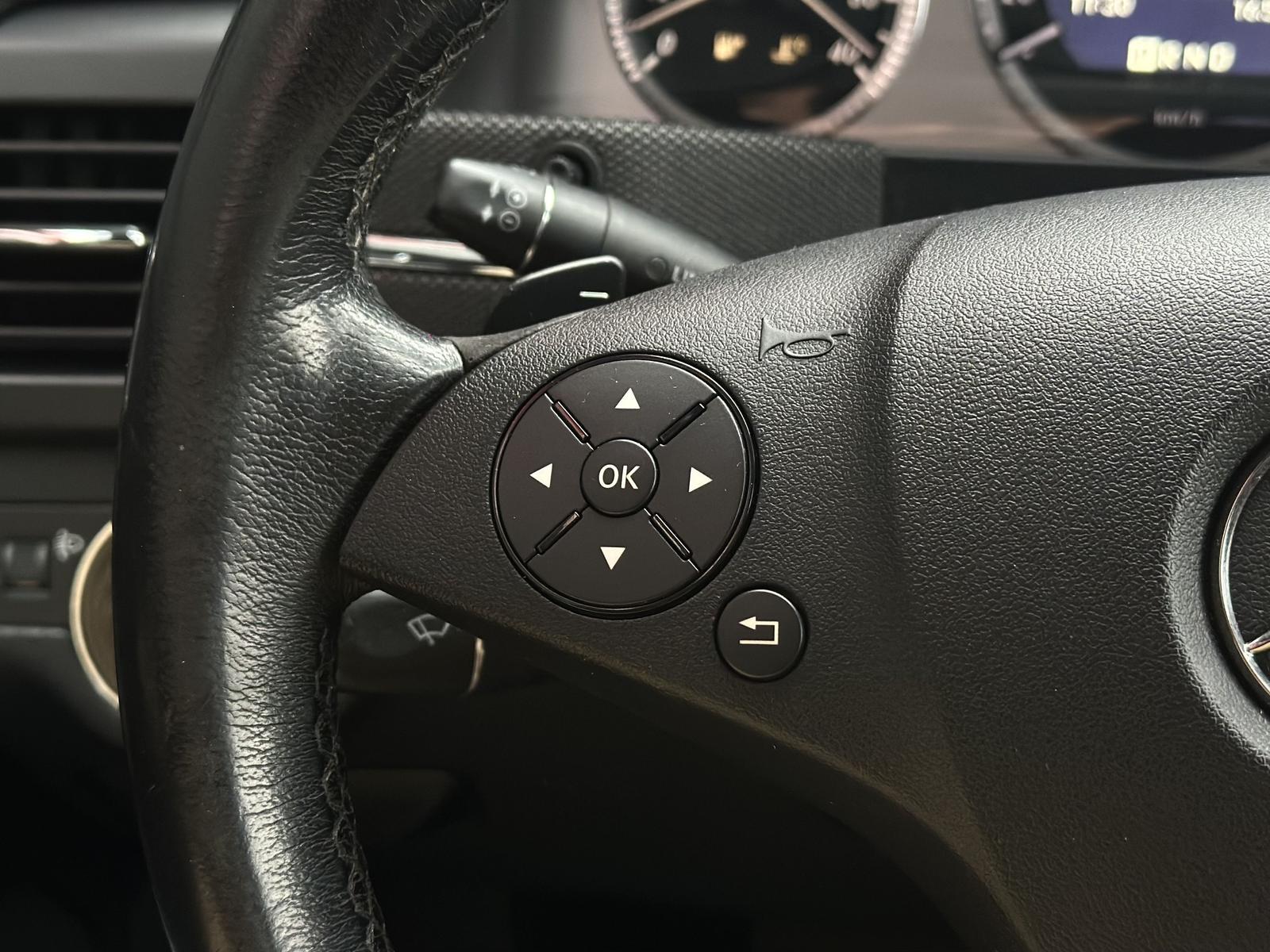 Mercedes-Benz GLK220 2009 — photo 15