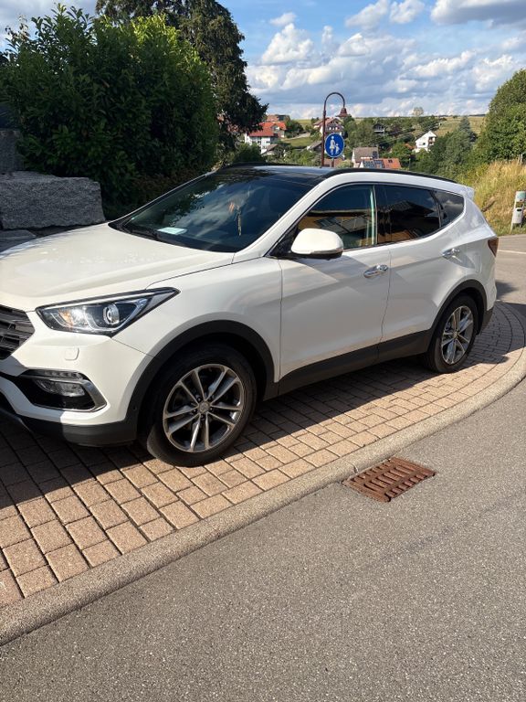 Image of Hyundai SANTA FE