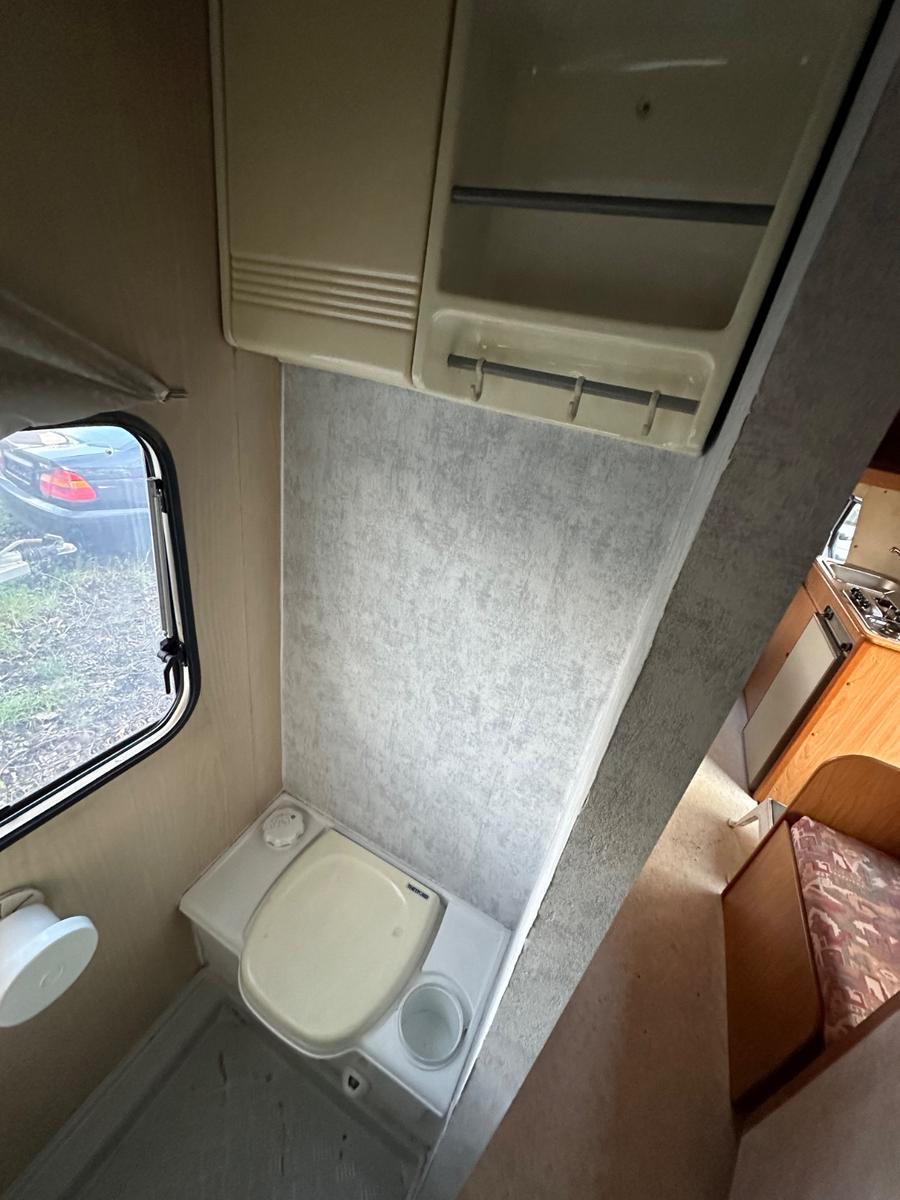 Volkswagen T4 2.4 D Wohnmobil Tüv NEU+WC+Dusche+Küche