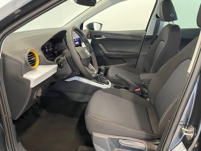 Fahrzeugabbildung SEAT Arona Style Winterpaket Tempomat Navi DAB LED