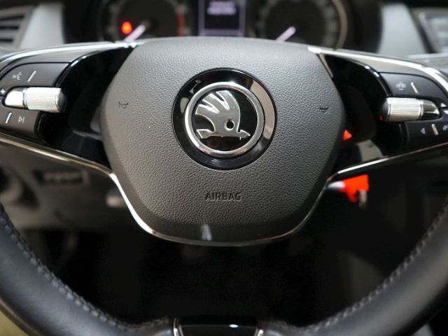 Fabia COOL PLUS MPI+SITZHEIZUNG+PARKPILOT+LED TA