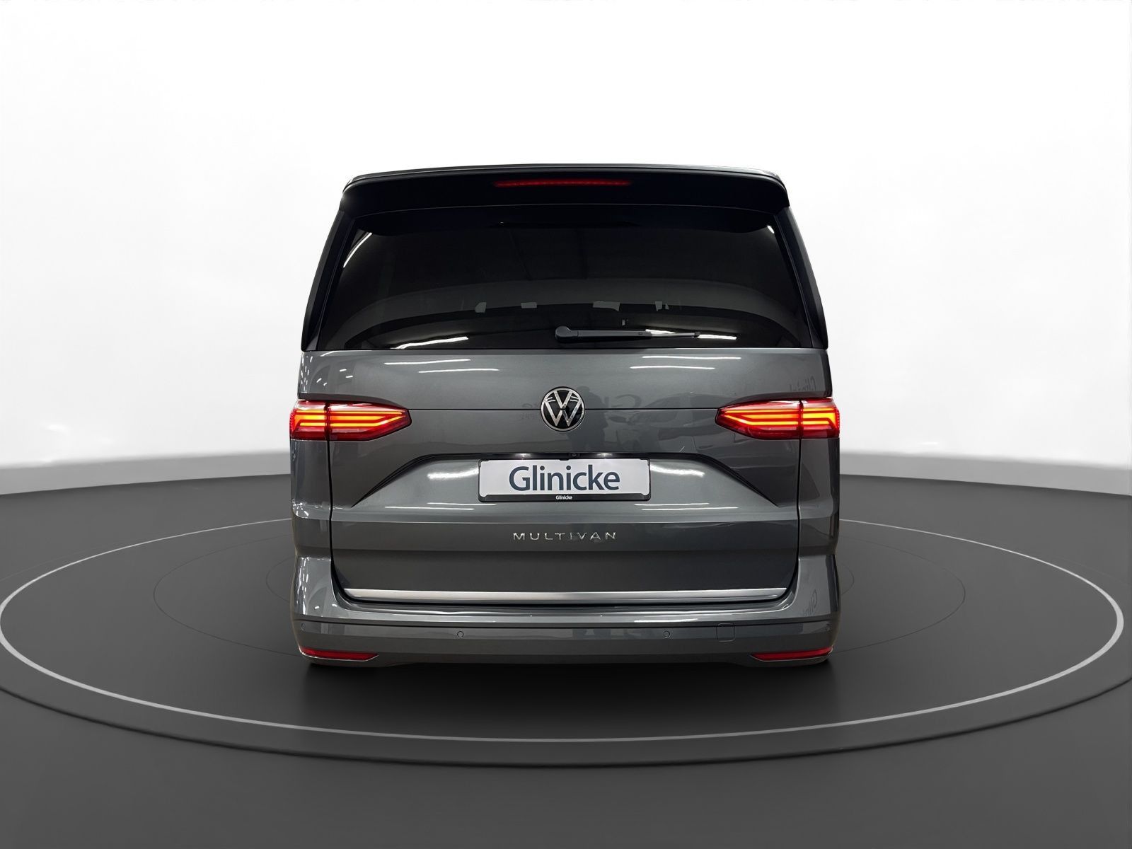 Volkswagen Multivan lang 2.0 TDI Style AHK Matrix LM 18 Na foto 3
