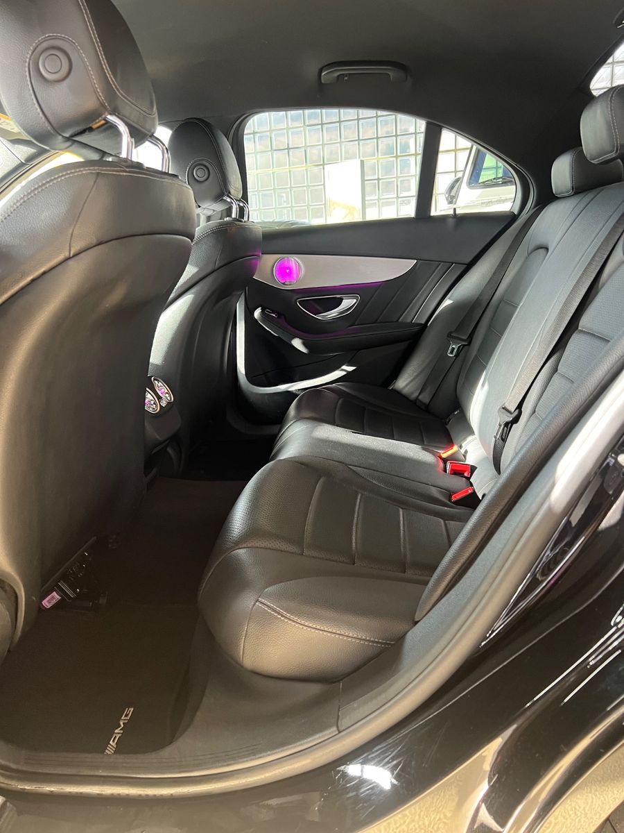 Fahrzeugabbildung Mercedes-Benz C 200 CGI Lim AMG LINE *AMBIENTE*KAMERA*HEAD-UP*