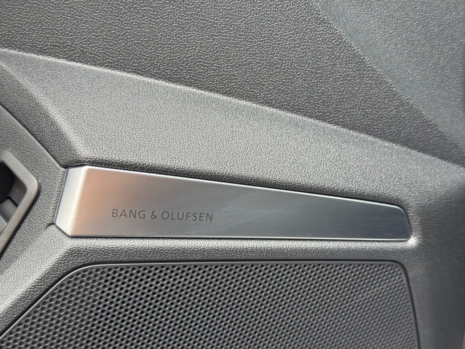 Fahrzeugabbildung Audi RS3 Sportback KERAMIK|DYNAMIK+|290|HUD|PANO|360°