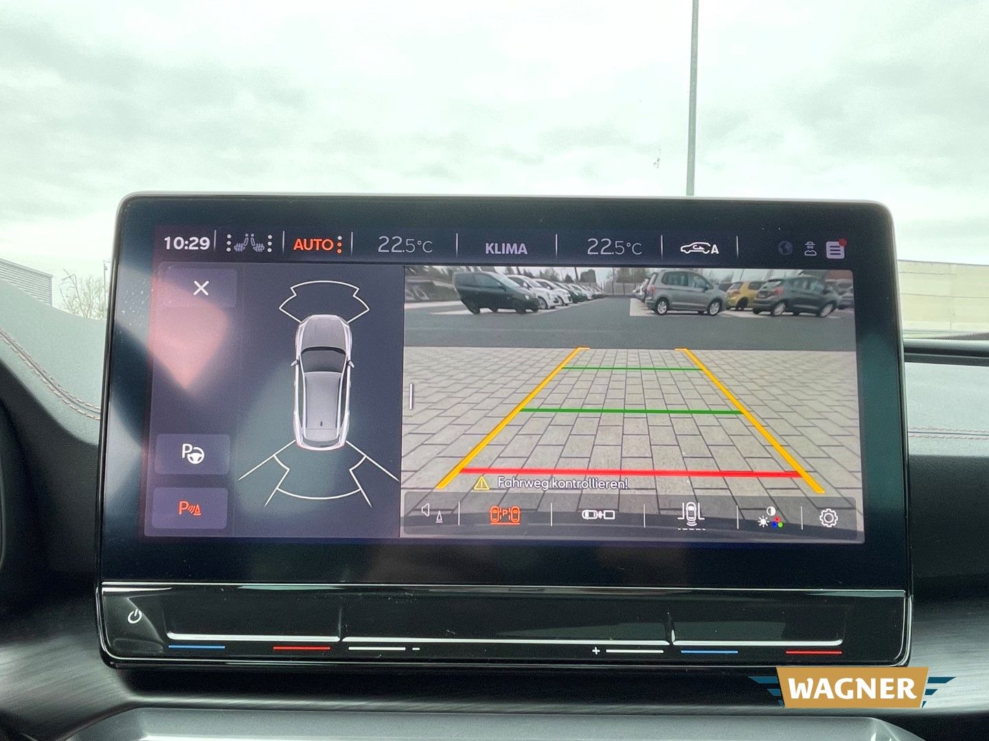Fahrzeugabbildung CUPRA Formentor 4Drive 2.0 TSI LED AHK