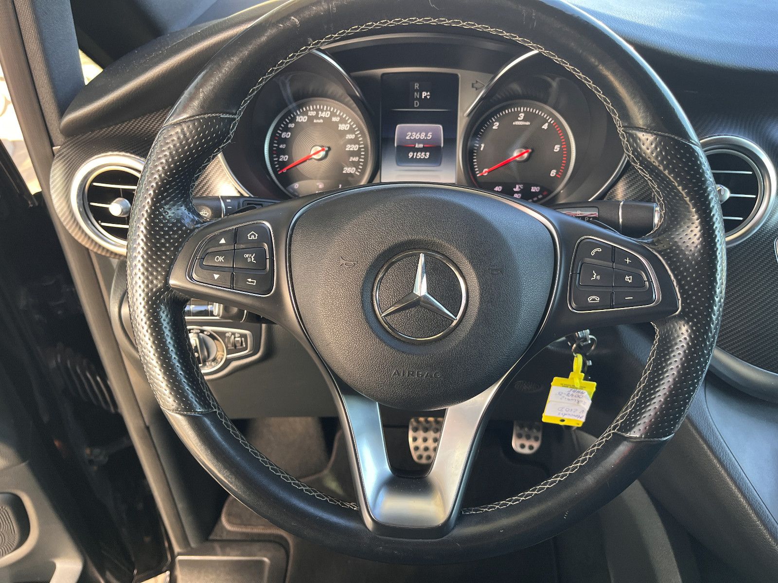 Fahrzeugabbildung Mercedes-Benz V 250 Edition lang AMG-Line