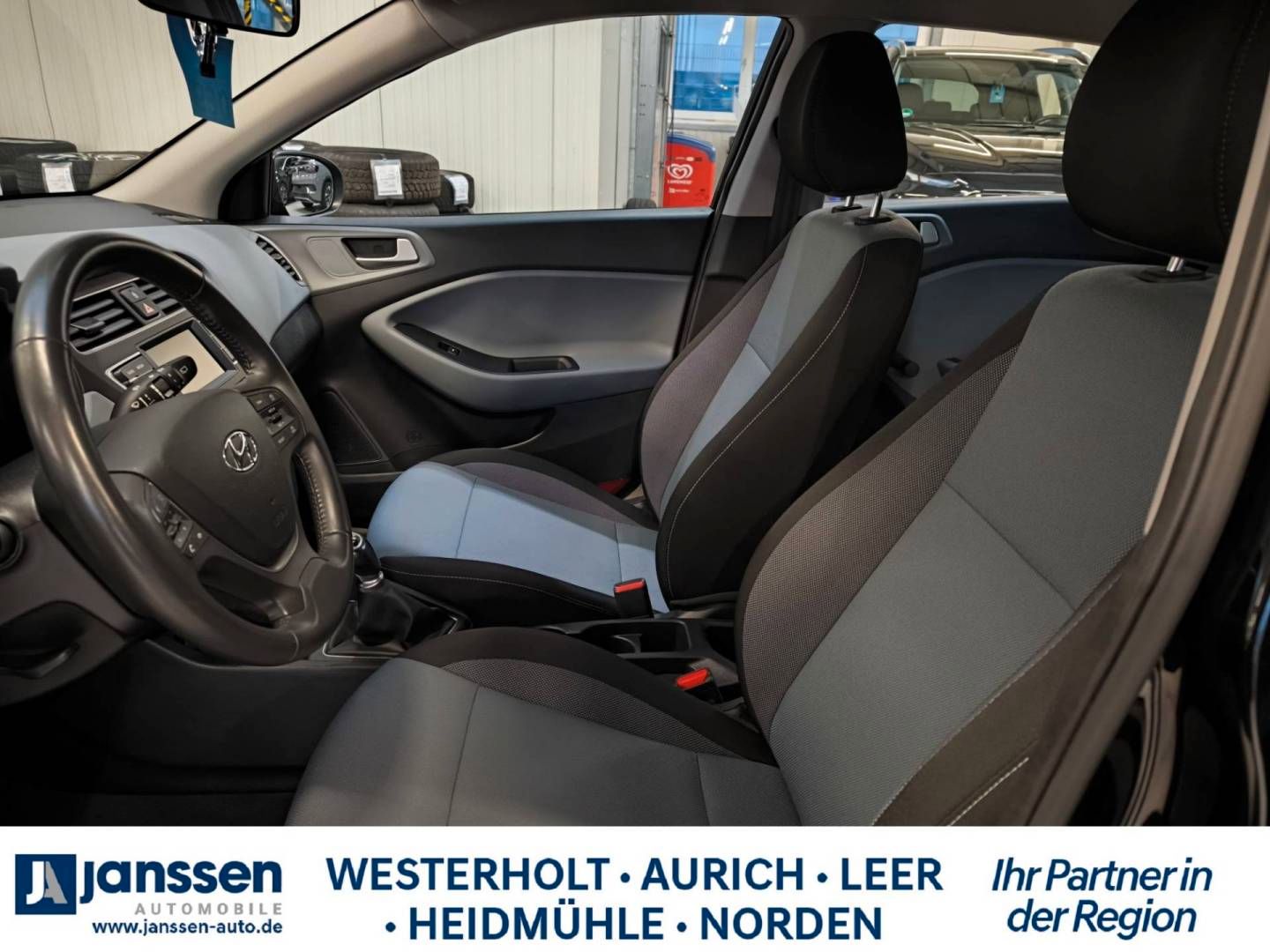 Fahrzeugabbildung Hyundai New i20 5-Türer Facelift MJ20 1.2 Benzin M/T 75