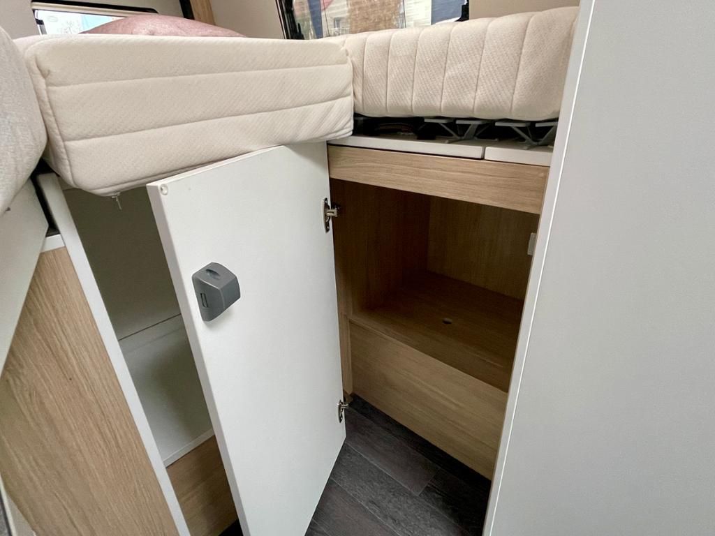 Fahrzeugabbildung Mercedes-Benz Sprinter 419 CDI 4x4 Yucon Frankia 6.0 LED*DISTR