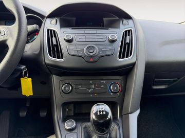 Ford Focus - 11
