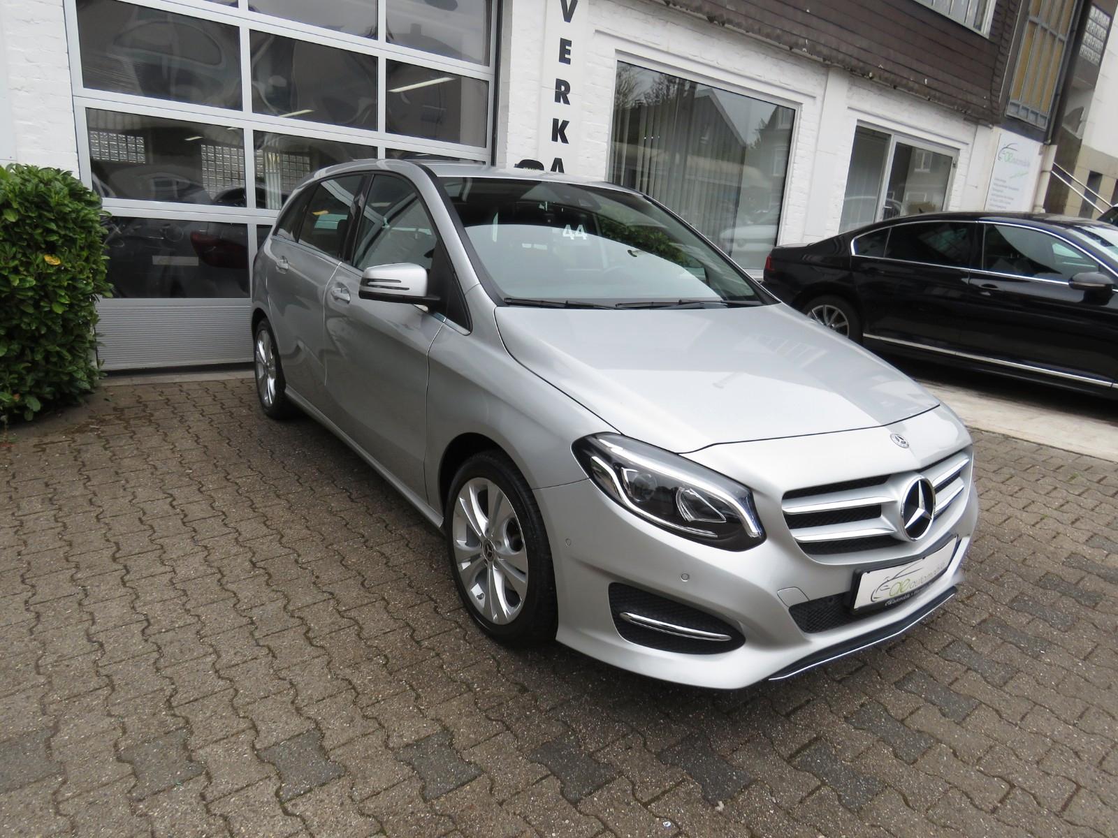 Mercedes-Benz B 200  / NAVI / AUTOMATIK