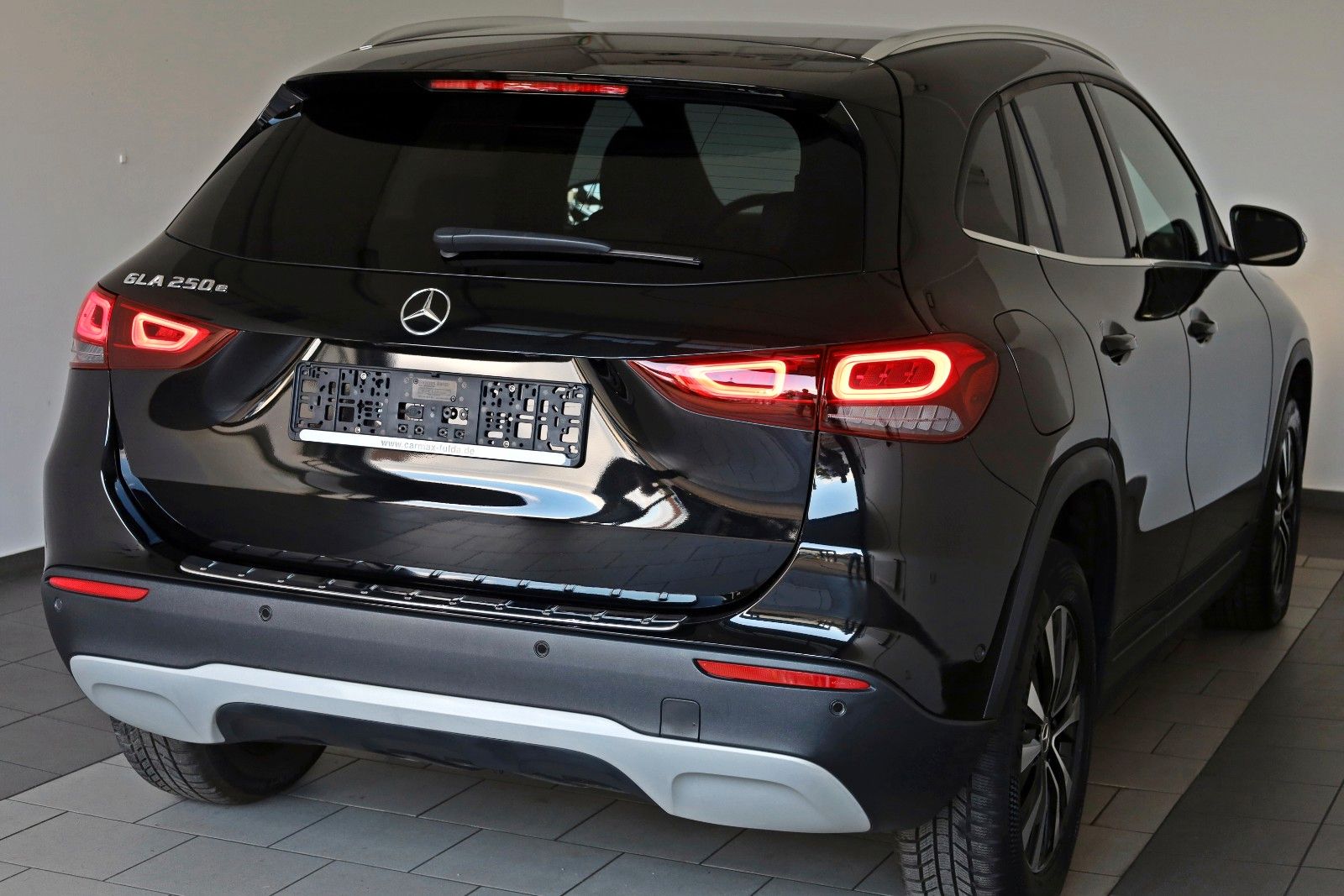 Fahrzeugabbildung Mercedes-Benz GLA 250e Style T.Leder,Navi,LED,Kamera,SH,Park P