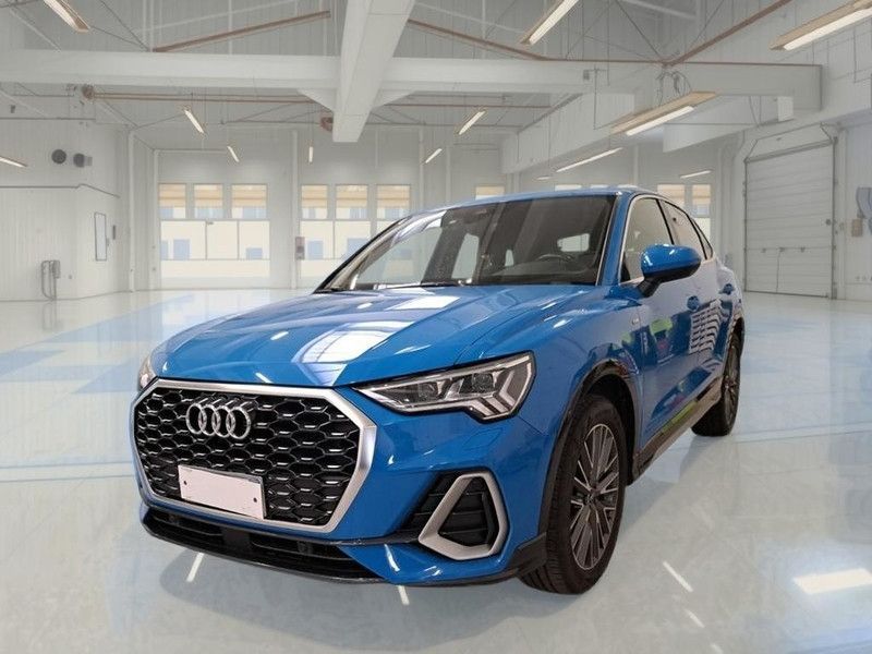 Image of Audi Q3
