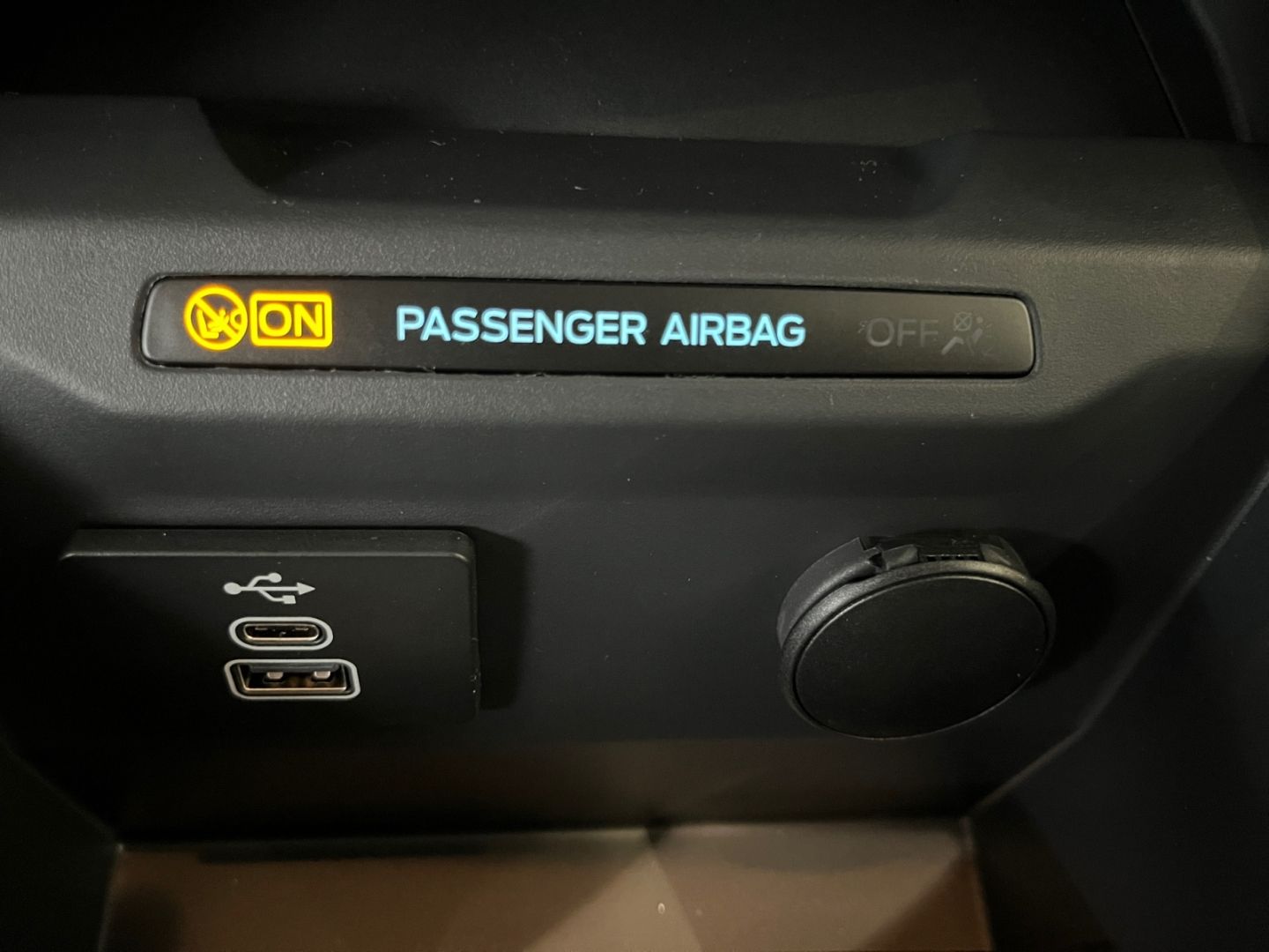 Ford Transit Courier - Bild 18
