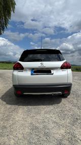 Peugeot 2008 GT-Line Edition PureTech 110 EAT6 GT-Line - Peugeot 2008: Limousine