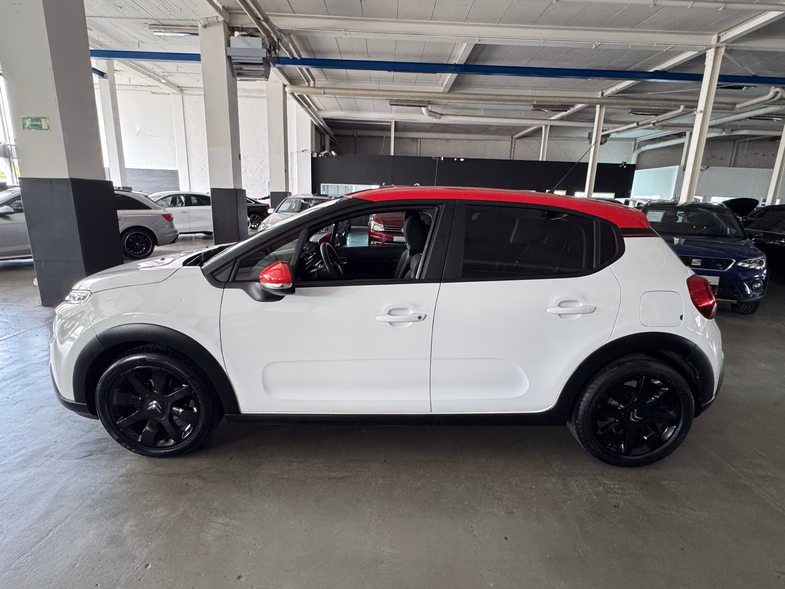 Citroën C3 1.2 FEEL SITZHEIZUNG KLIMA PDC LED 17 ZOLL