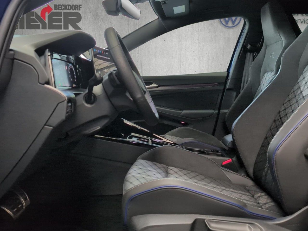 Golf R-Line Black Style 1.5 eTSI DSG Klima Navi