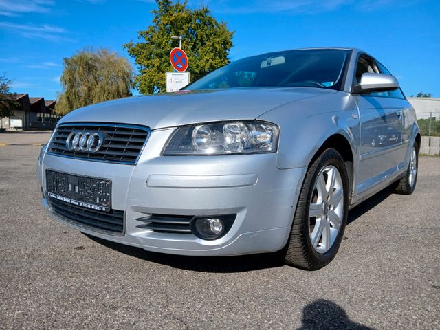 Audi A3 1.6 Attraction * Automatik