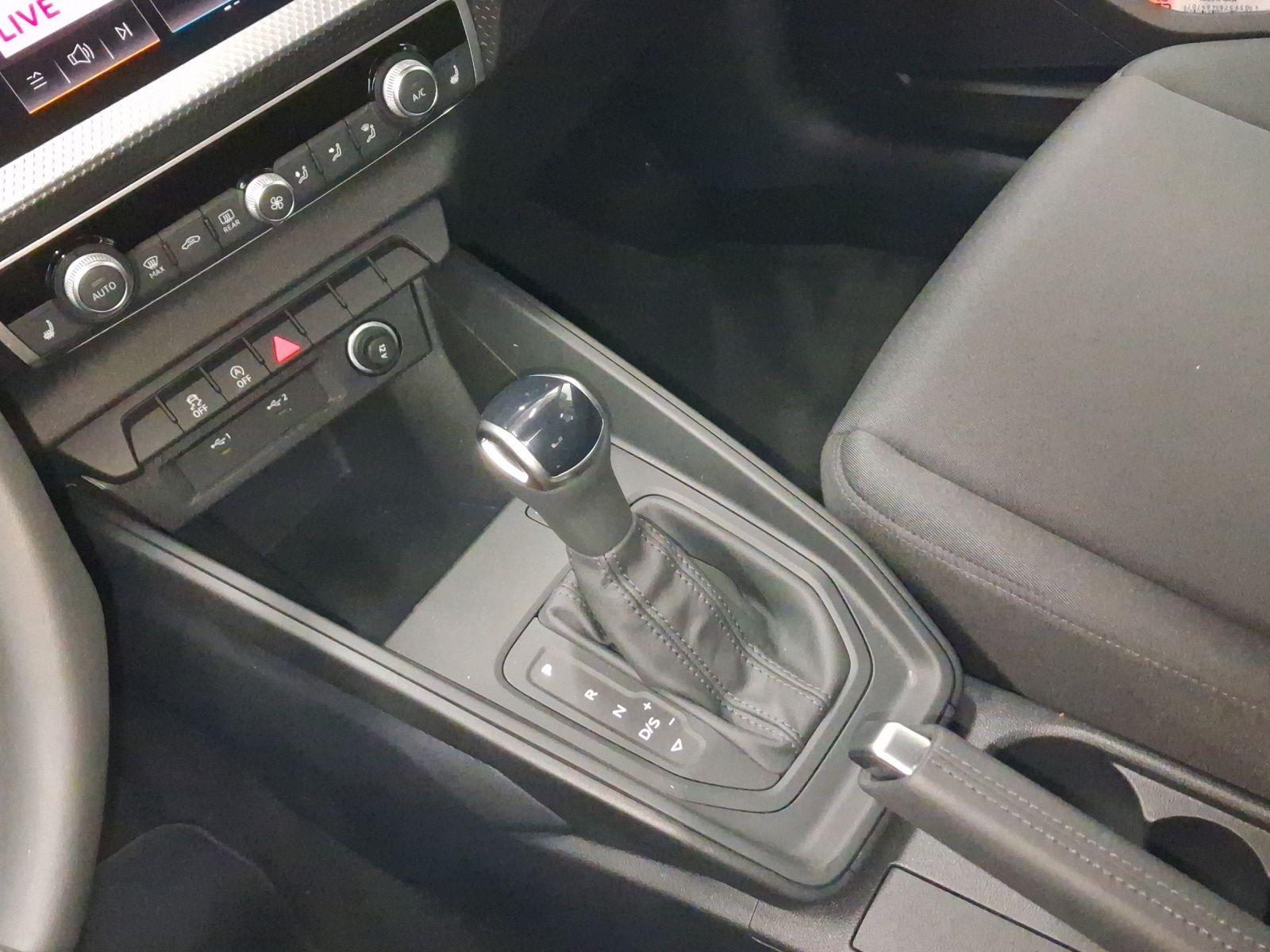 Audi A1 Sportback 25 TFSI ADVANCED LM16 SITZHZG PDC, миниатюра 11