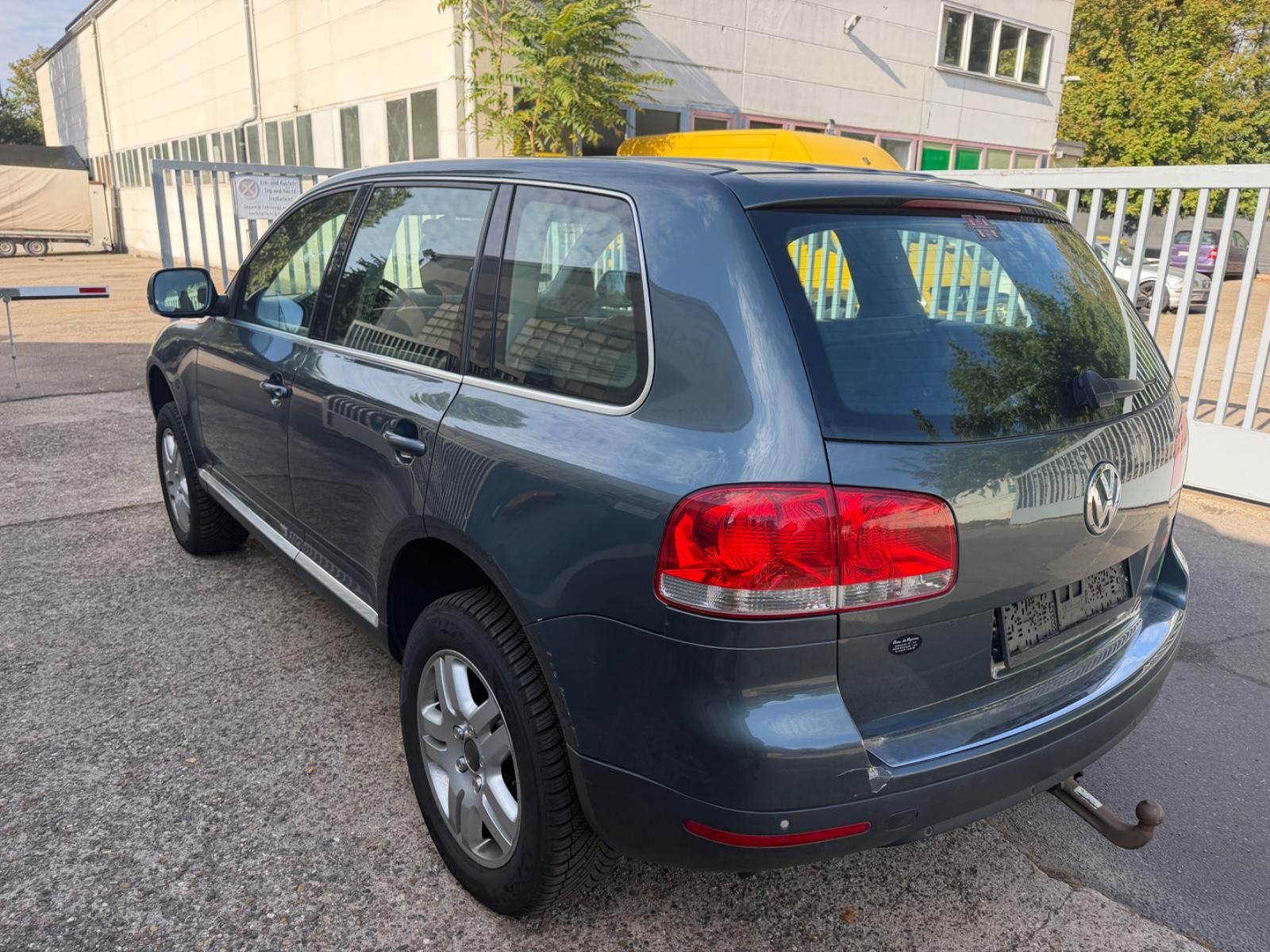 Volkswagen Touareg 2005 — photo 6