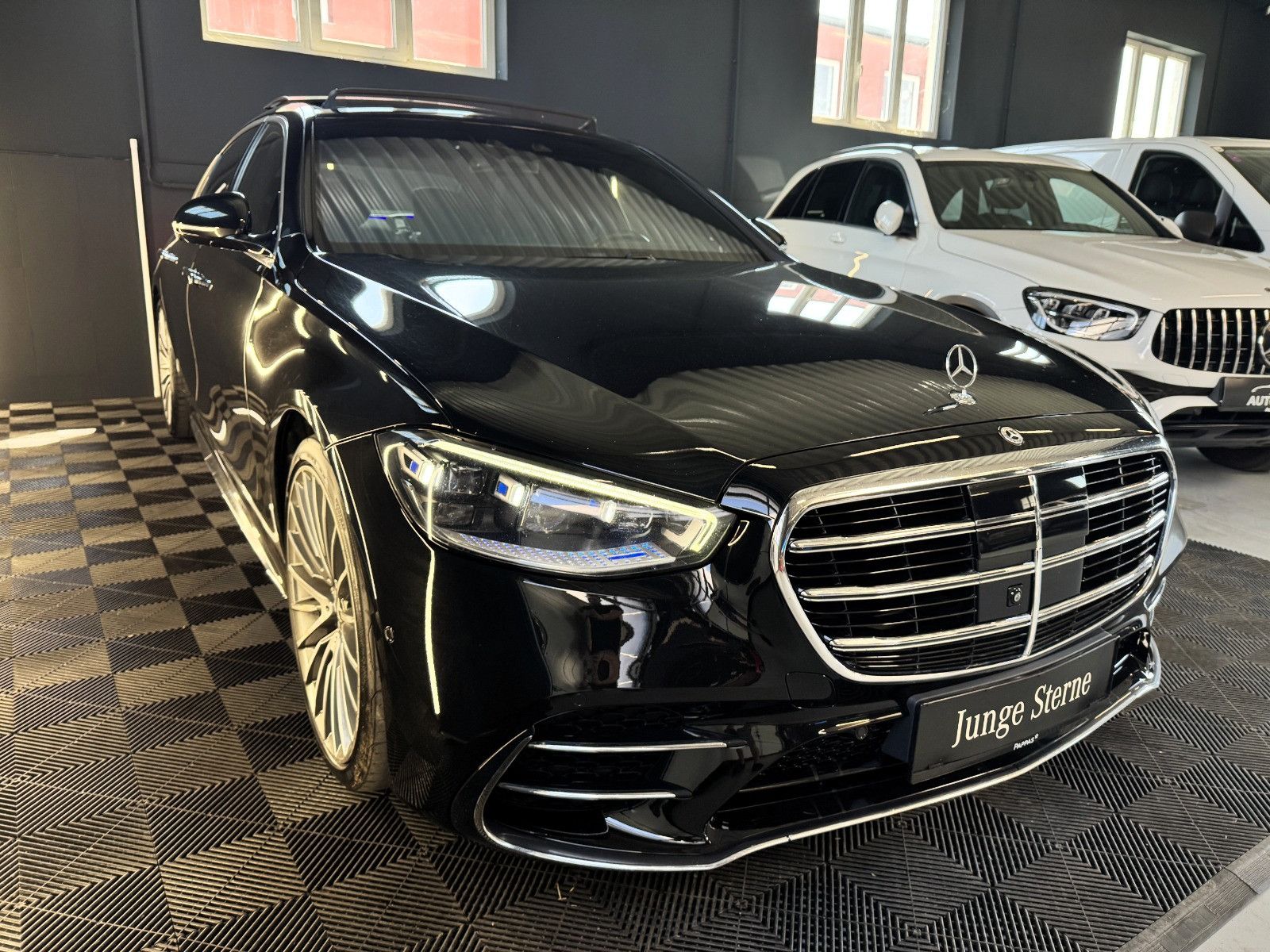 Mercedes-Benz S 580 4Matic L AMG 1.HD.UPE 194632,00€ 4DSound.. imagem 3