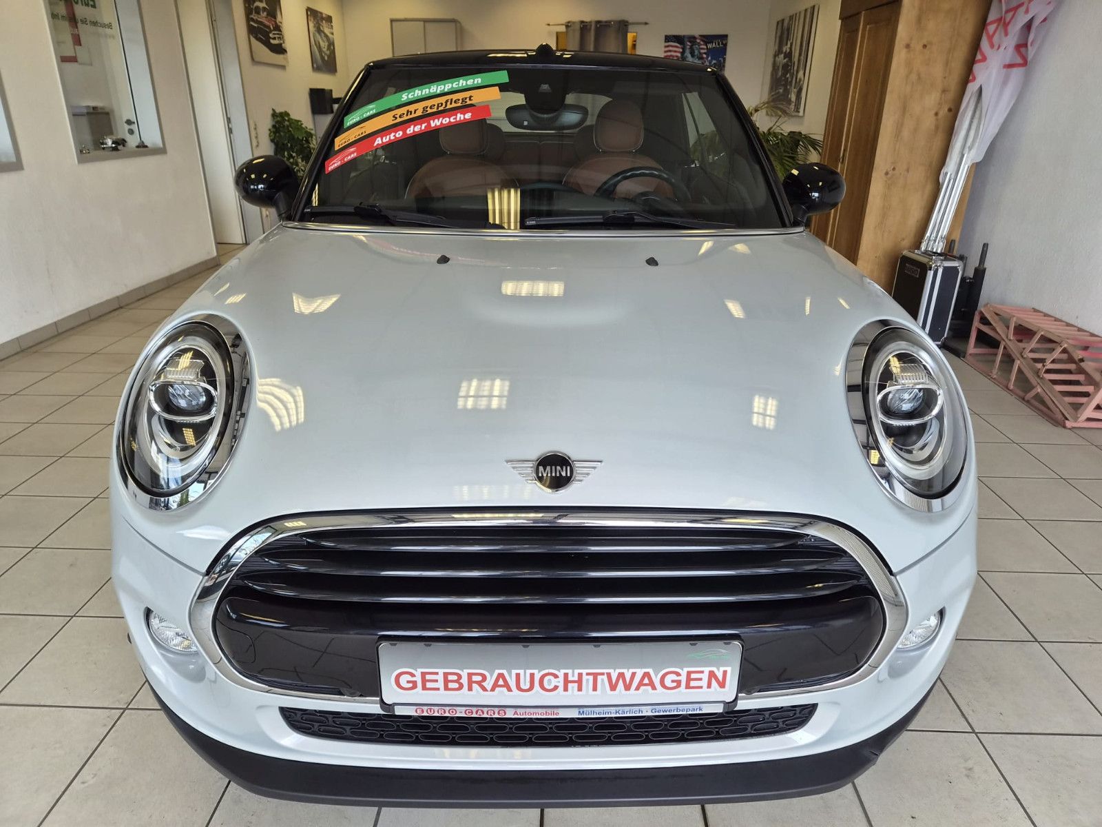 Fahrzeugabbildung MINI Cooper Cabrio,Leder,Navi,Kamera