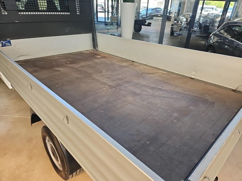 Fahrzeugabbildung Mercedes-Benz Sprinter 317 DOKA Pritsche 7 Sitze 3,5t AHK STHZ
