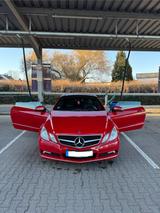 Mercedes-Benz E 250 CGI Coupé  - rote Mercedes-Benz E 250