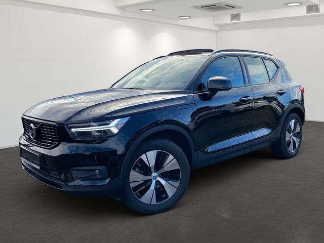 Volvo XC40 T5 R-Design Plug-In Expression AHK Winter X