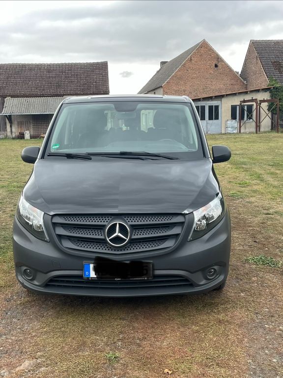 Image of Mercedes-Benz Vito