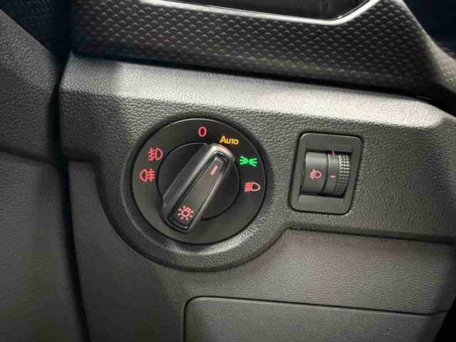 T-Cross Life 1.0 TSI ACC SHZ PDC KLIMAAUTO