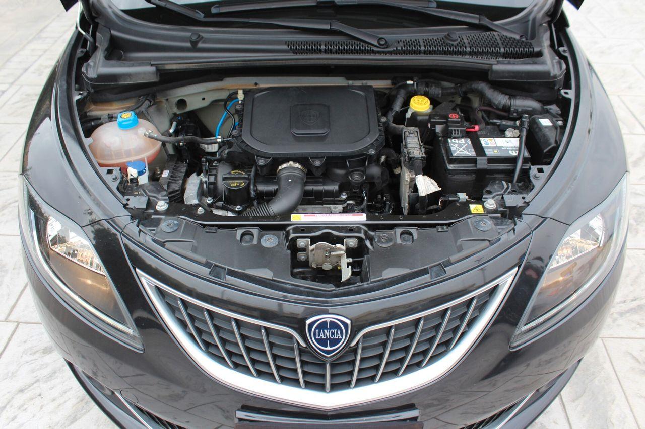 Lancia Ypsilon 1.0 FireFly 5 porte S&S Hybrid Ec