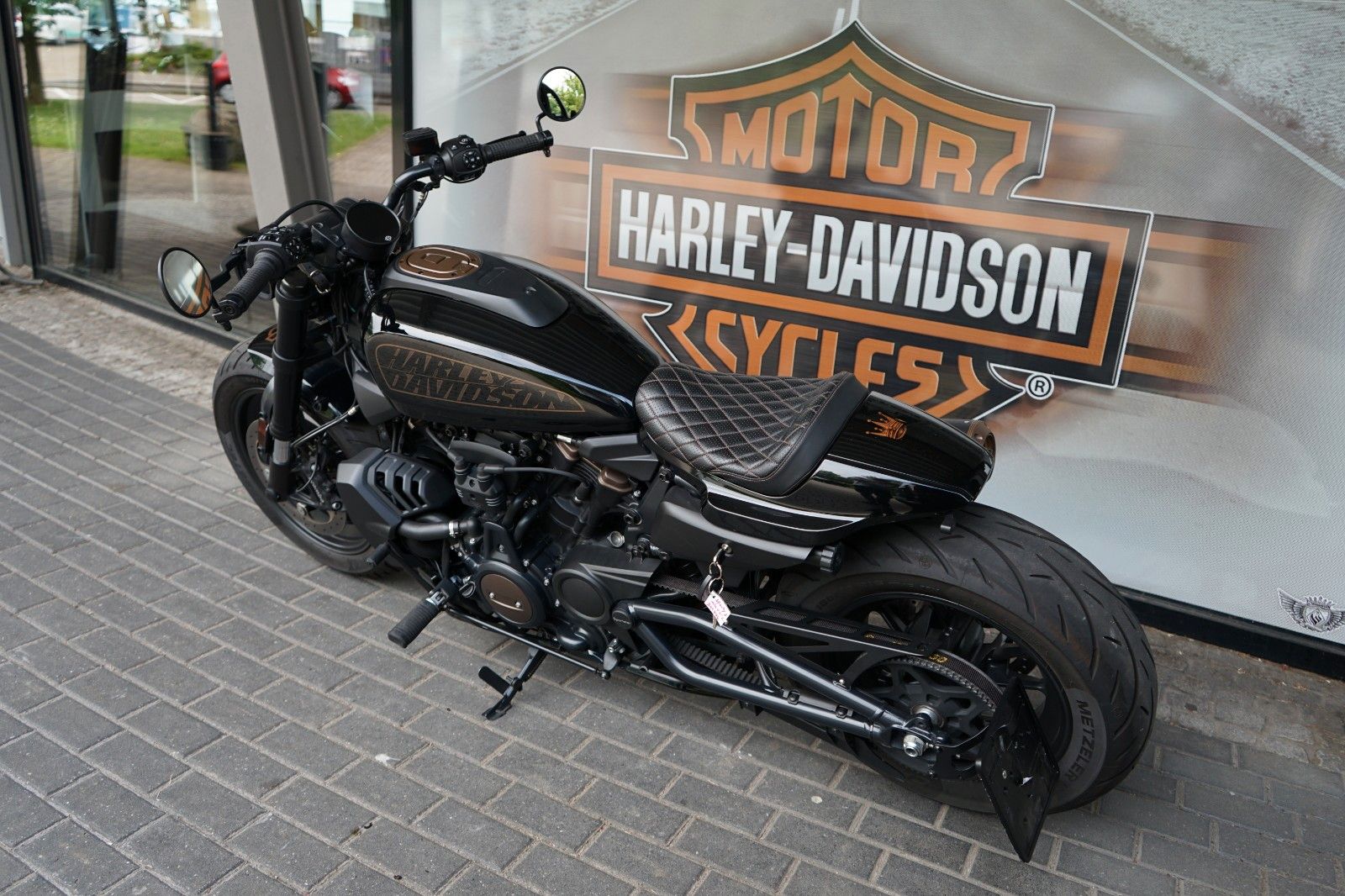 Fahrzeugabbildung Harley-Davidson Sportster S mit Jekill & Hyde und KZH, Blinker