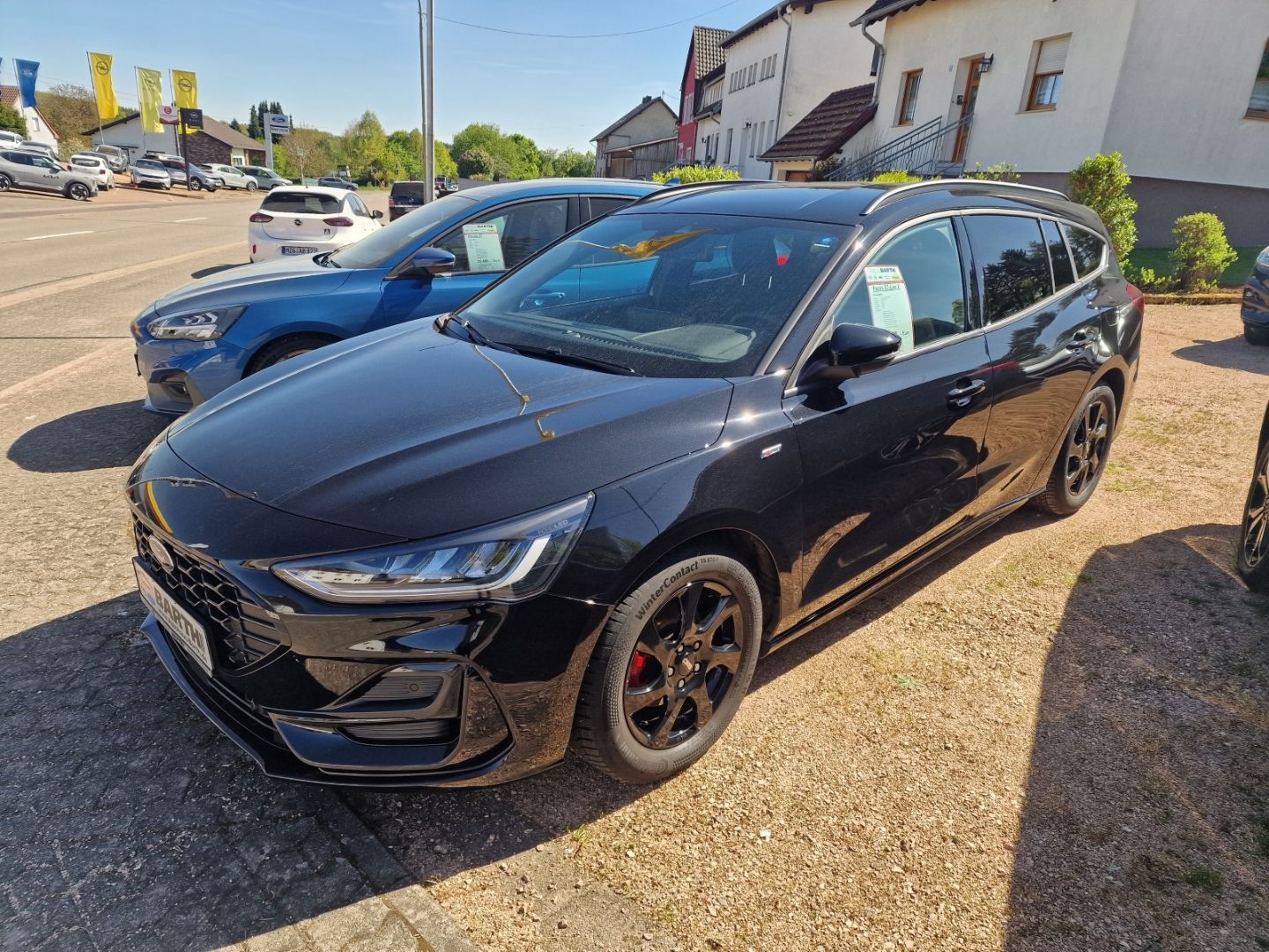 Fahrzeugabbildung Ford Focus Turnier ST-Line X AHK-klappbar Navi Digita